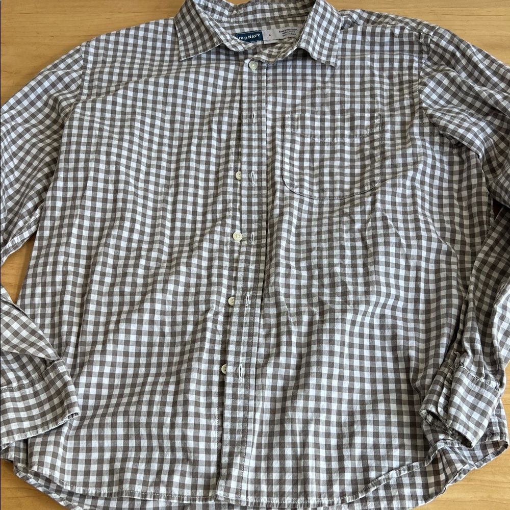 Old Navy Men's Brown Checkered Button Down Shirt